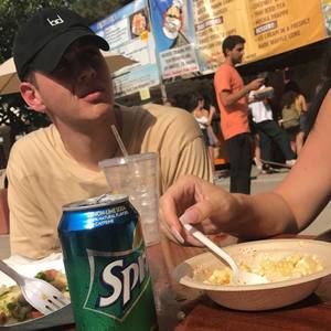 Meet your Posher, Charles